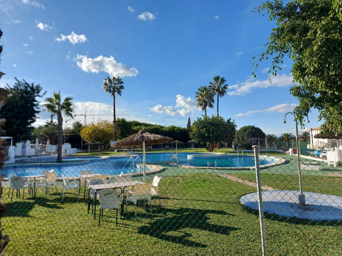 Bebi Casa Apartment Torrevieja Eksteriør bilde