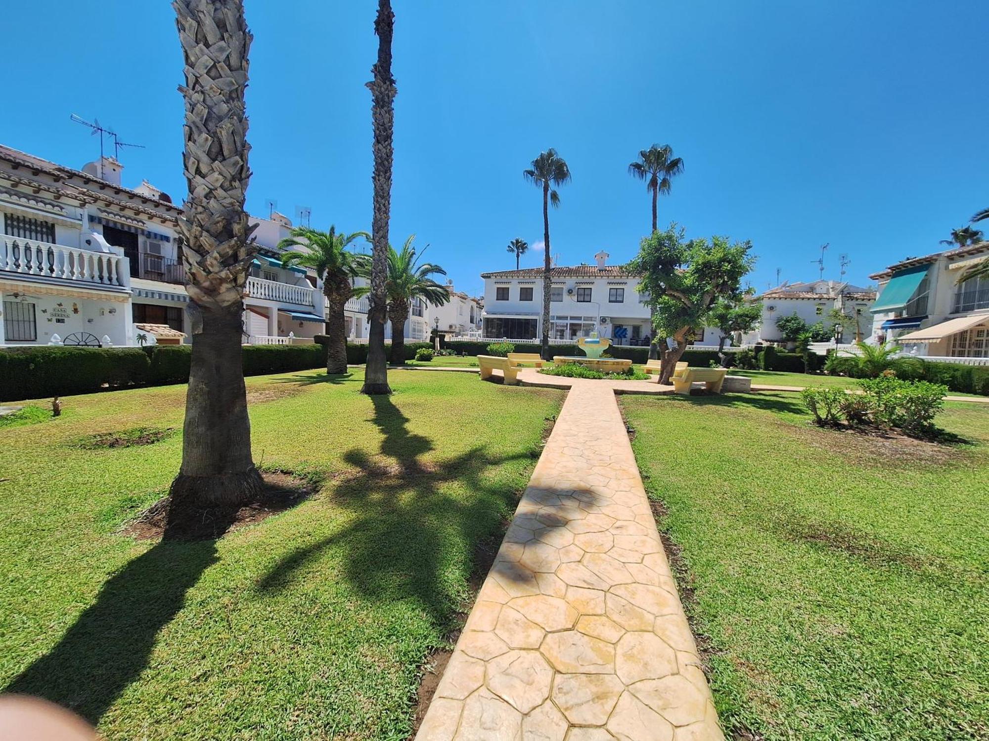 Bebi Casa Apartment Torrevieja Eksteriør bilde